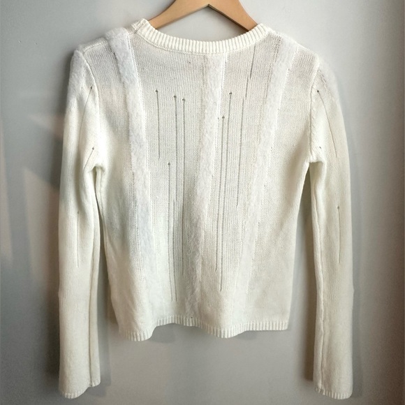 Commense Cream Sweater - Picture 3 of 3